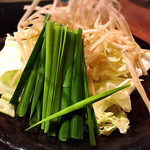 もつ鍋 田しゅう - もつ鍋の野菜たち(*^^*)