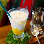 砂の岬 - マンゴーラッシー〔mango lassi〕￥６００