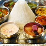 砂の岬 - Pachadi〔パチャディ〕・Mandi〔マンディ〕・Jasmine Rice〔ジャスミンライス〕※大盛り（無料）