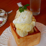 紅茶の店 ARIEL - ハニートースト