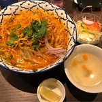 THAIFOOD DINING&BAR　マイペンライ - カオソーイ　税込980円