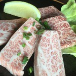 かごや - 上物2種盛り！霜降特選カルビ3枚特上カイノミ2枚！ただいまお試し価格です！1600円→1400円