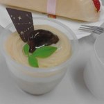 菓子工房　タケイ - マロンクリームプリン税込380円