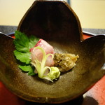 美山荘 - 鯉の刺身と皮