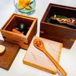 Amber - アミューズ