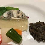 ワインレストラン ドミナス - ふぐのテリーヌとレンズ豆とピクルス