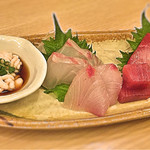 旬酒和食 芳べえ - 刺身の盛合せ（白子が特に美味しかったぁ～）
                                