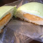 アサカベーカリー 朝霞台店 - メロンクリームパン