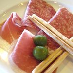 ●ハム盛り合わせ（小）