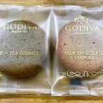 GODIVA - ミルクティークッキー(アールグレイ)&ミルクティーチョコレートクッキー(ミルクチョコレート)