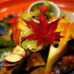 草喰 なかひがし - 秋は山から