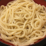 手打ちつけうどん めんこや - つけカレーうどん（大盛、半ライスサービス） ¥940→¥840 の麺