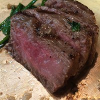 ステーキハウス キッチンリボン - ステーキの焼き加減、良いです(*^^*)