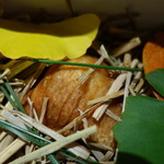 神保町 傳 - 傳タッキー　箱の中