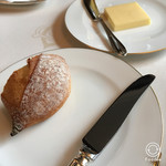 レストラン クレッセント - 自家製バゲット