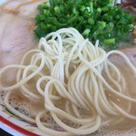 長崎楼 - 2016年11月中旬 麺のアップ。大盛は食べ応えがあります。