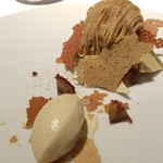 レフェルヴェソンス - 溶け合う〜熟成栗と山ぶどうのモンブラン、ブルーチーズのメレンゲ、ラムアイスクリーム