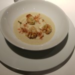 レフェルヴェソンス - 寒さとともに〜せいこ蟹とさつまいものスープ、鱈の白子と猪のキャラメル、塩漬けレモン