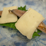 湖里庵 - 鮒寿司とカマンベール