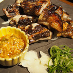わらやき屋 - はちきん地鶏もも肉
