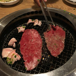 焼肉問屋　くに家 - 