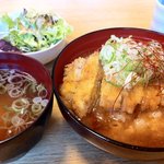 お食事処　たつ家 - しょうゆカツ丼