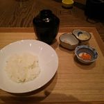 京都モダンテラス - お漬物とお味噌汁