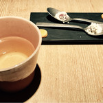 S'ACCAPAU - ハーブティー 小菓子