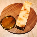 S'ACCAPAU - フォカッチャ オリーブ