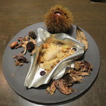 sincere - 栗と洋梨のブルーテとアイスクリーム カシスと赤ワインのソース