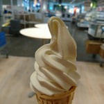 IKEAビストロ - ソフトクリーム ￥50