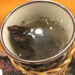 美酒美肴 はまゐ - たしなむお酒ですね〜。