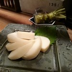 蕎麦バル 1351 - 有東木わさびの板わさ