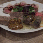 酒場わたなべ - 肉の三種盛り