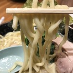 Ichikakuya - 【2016.11.16】加水率高めのモッチリ中太麺。