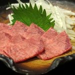 牛タン専門店 舌家 たかを - タン刺し