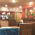 フィッシュ オン ディッシュ ロリー - 店内