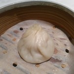 南園 - [料理] 点心蒸籠 上段 スープ入り小籠包 全景♪ｗ