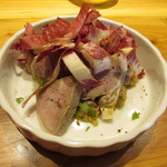 マメナカネ惣菜店 - 豚タンの冷製 グリビッシュソース