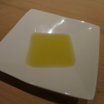 コウジイガラシ オゥレギューム - オリーブオイル