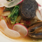コウジイガラシ オゥレギューム - 本日の白身魚　ミネストローネ　ムール貝と；アップ