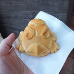 59070694 - できたてアツアツのカラス天狗の顔。