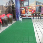 中国料理 王記 - 可愛い子猫のお出迎え（外観）