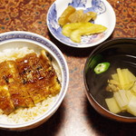 鳥新 - うな丼