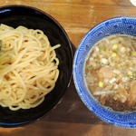 二代目 つけ蔵 - 2016年11月13日(日)　濃厚豚骨魚介つけ麺(麺200g)800円