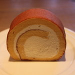 PATISSERIE CAFE VIGO - 米粉とはちみつのロールケーキ