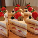 PATISSERIE CAFE VIGO - 大きい♪　ショートケーキ