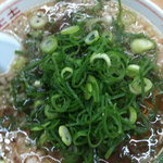 ラーメン北斗２号店 - 醤油ラーメン（ネギ多め）