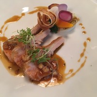 プレスキル - 乳飲み仔豚のロティと秋野菜　丹波黒大味噌風味
