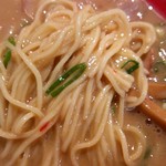 天下一品 - 細麺も選べますが普通の太さの麺です